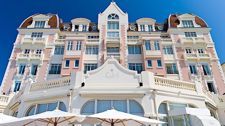 5 ÉTOILES – Modernisation réussie pour le Grand Hôtel à Saint-Jean-de-Luz